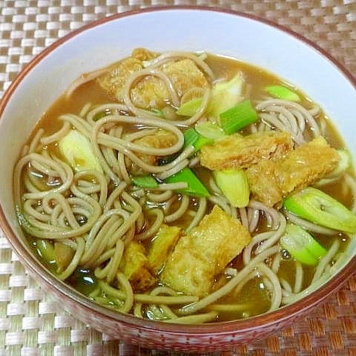 しめじと油揚げのカレーそば